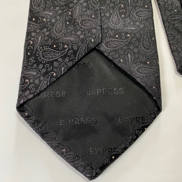 Express 100% Silk Black Paisley Patterned Neck Tie - Picture 2 of 4
